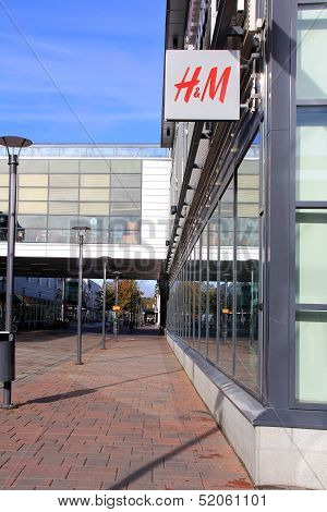 H&M Fashion Store Sign