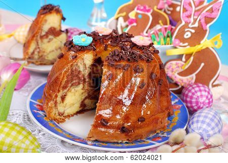 Easter Marble Ring Cake With Chocolate Flakes