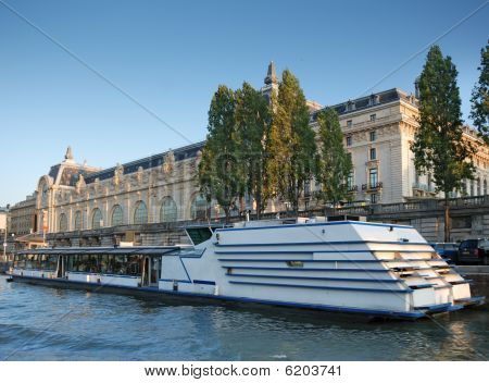 Orsay.