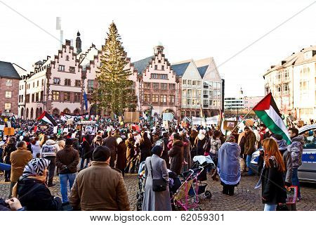 People Demonstrate Against The Bombing Of Gaza And For Freedom In Palestine And A An Own State For T
