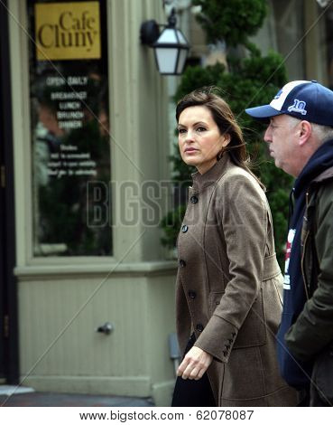NYC - APRIL 15: Actress Mariska Hargitay on the set of Law And Order: SVU in New York City on Friday, April 15, 2011.
