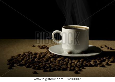 ホット コーヒーのカップ