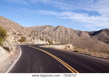 권선 사막 고속도로