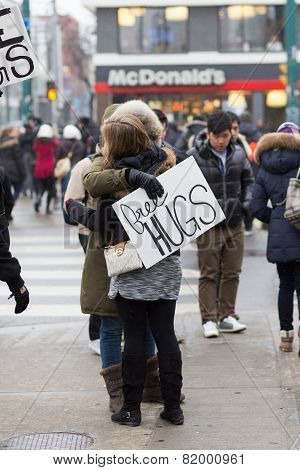 Free Hugs In Toronto