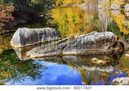 Fall Colors Orange Fire Reflection Wenatchee River Valley Washington