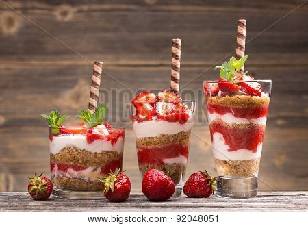 Fresh Strawberry Yogurt