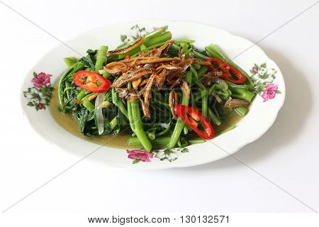 Stir fried Kangkung with fried anchovice and chili