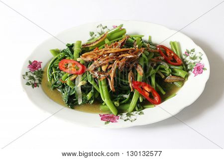 Stir fried Kangkung with fried anchovice and chili