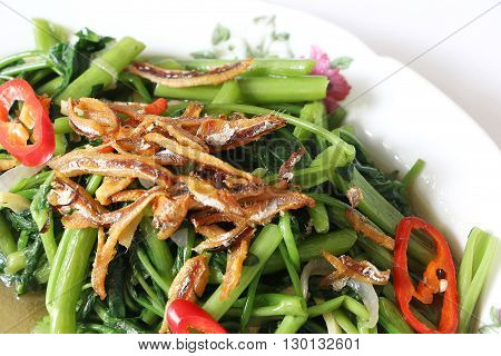 Stir fried Kangkung with fried anchovice and red chili
