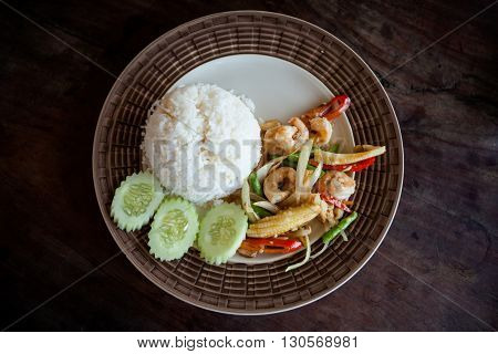Thai Fried Prawns With Vegetables