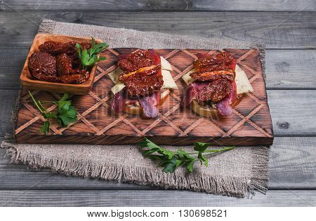 Sandwiches Tapas With Sun-dried Tomatoes