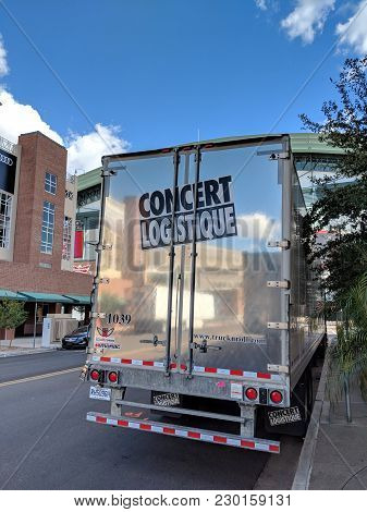 Phoenix, Az, Usa - February 28, 2018: 'concert Logistique' Truck Trailer From Canadian City Of Quebe