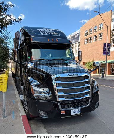 Phoenix, Az, Usa - February 28, 2018: 'concert Logistique' Truck From Canadian City Of Quebec Parked