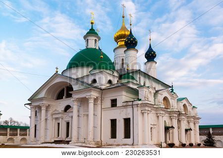 Cathedrals Spaso Yakovlevsky Dimitriev Monastery In A Rostov Veliky, Russia