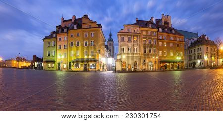 Castle Square In The Morning, Warsaw, Poland.