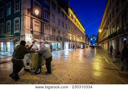 Lisbon, Portugal - January 26, 2011: The Rua Augusta Is An Area In Lower Lisbon Near The Praca Do Co