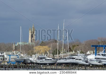 Fairhaven, Massachusetts, Usa - March 10, 2018: Gap In Clouds Momentarily Brightens Fairhaven Waterf