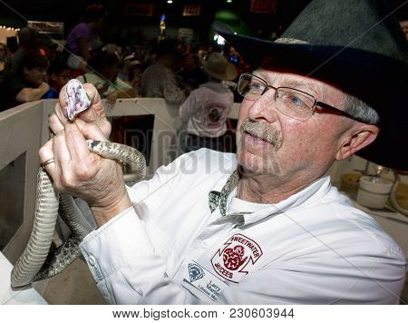 Sweetwater,texas - March 10,2018  60th Annual Sweetwater, Texas Rattlesnake Roundup Largest In The W