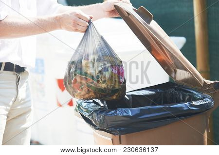 trash garbage separate utilisation and recycling