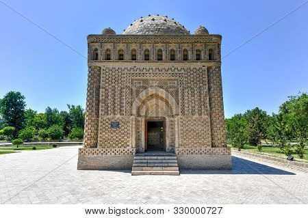 Samanid Mausoleum - bukhara, uzbekistan