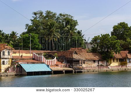 Beautiful Hindu Temple Sree Thanumalayan And Lake Or Water Tank In Suchindram Tamil Nadu, India