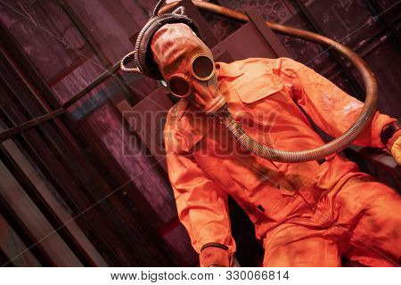 Dead Persons Sitting In The Executed Electric Chair, Halloween