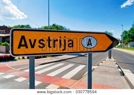 Modern Traffic Road Sign On Yellow Avstrija