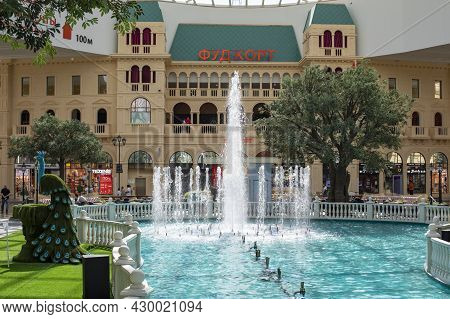 Moscow, Russia - August 15, 2021: Dream Island Amusement Park, A Restaurant Stylized As A Palace And