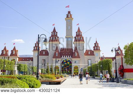 Moscow, Russia - August 15, 2021: Central Entrance To Dream Island Amusement Park. Fairytale Castle 