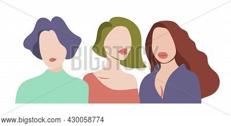 Two Girls With Big Silicone Lips Condemn A Natural Beautiful Girl. A Woman Smiles, Accepts Herself A