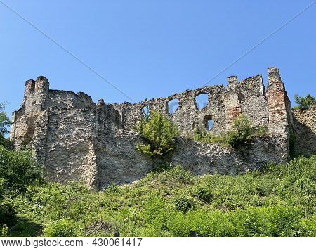 Castle Fortress Ruzica Grad Or Utvrda Ruzica Grad Ili Tvrdjava Ružica Grad, Duzluk - Orahovica, Croa