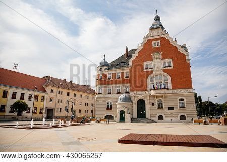 Hodonin, South Moravia, Czech Republic, 03 July 2021: Town Hall With Tower In Style Of Nuremberg Art