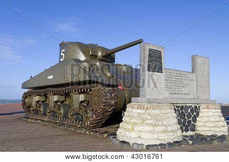 Landing Memorial