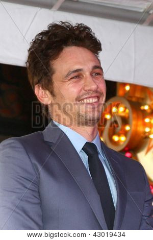 LOS ANGELES - MAR 7: James Franco an die Hollywood Walk of Fame Zeremonie zu Ehren James Franco bei t
