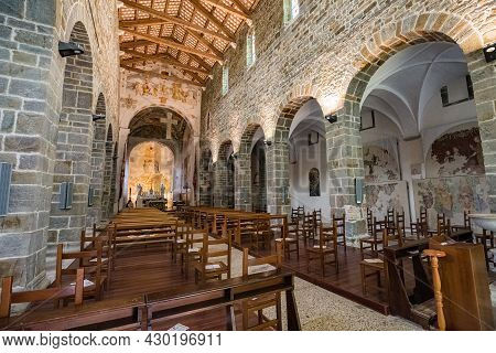 Corno Di Rosazzo, Italy - May 2021: The Abbey Of Rosazzo. View Of Interior Of San Pietro Church In C