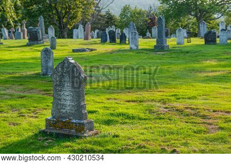 Lunenburg, Nova Scotia, Canada - 12 August 2021: Tombtones In Hillcrest Cemetery