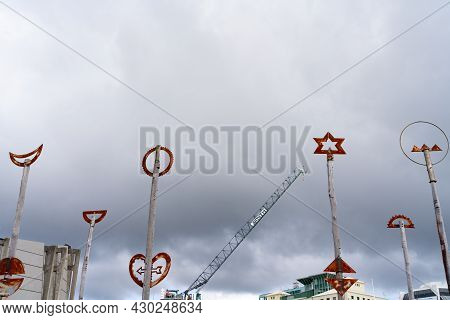 Wellington New Zealand - July 29 2021; Gateway Poles Sculpture By Paratene Matchitt Installed 1993 C