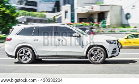 Mercedes-benz Amg Gls 63 Driving On City Road, Motion Blur Dynamic. Moscow, Russia - July 2021