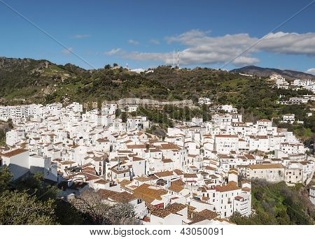 Casares