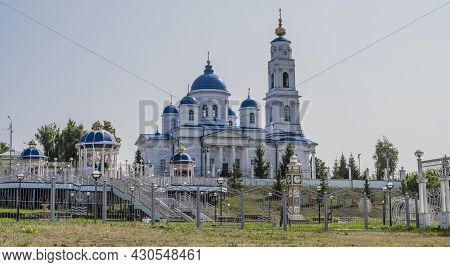 Cathedral Of St. Nicholas In Chistopol, Republic Of Tatarstan. A Clear Sunny Day On August 19, 2021