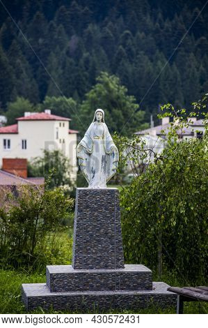 Statue Of Virgin Mary