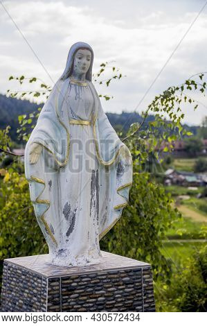 Statue Of Virgin Mary