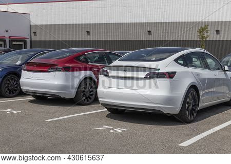 Indianapolis - Circa August 2021: Tesla Ev Electric Vehicles Waiting For Dealer Prep. Tesla Products