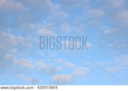Full Frame Of Pretty Blue Sky With Pale Grey Cloud Formation