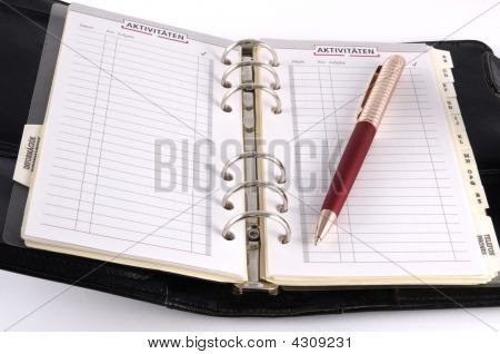 Calendrier de bureau avec stylo