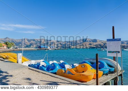 Akaroa,new Zealand - May 12,2016 : Akaroa Which Is Located At The South Island Of New Zealand. Kayak