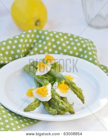 asparagus With Eggs