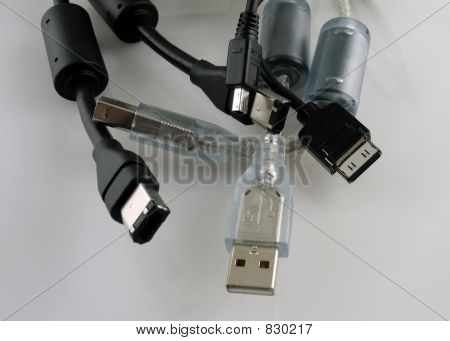 近代的な接続 - USB、Firewire
