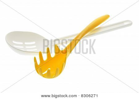 Spagetti sunucu ve kaşık