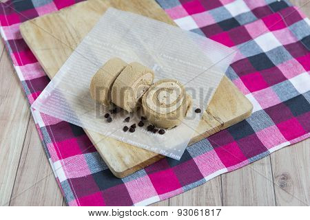 Coffee And Chocolate Roll Cake